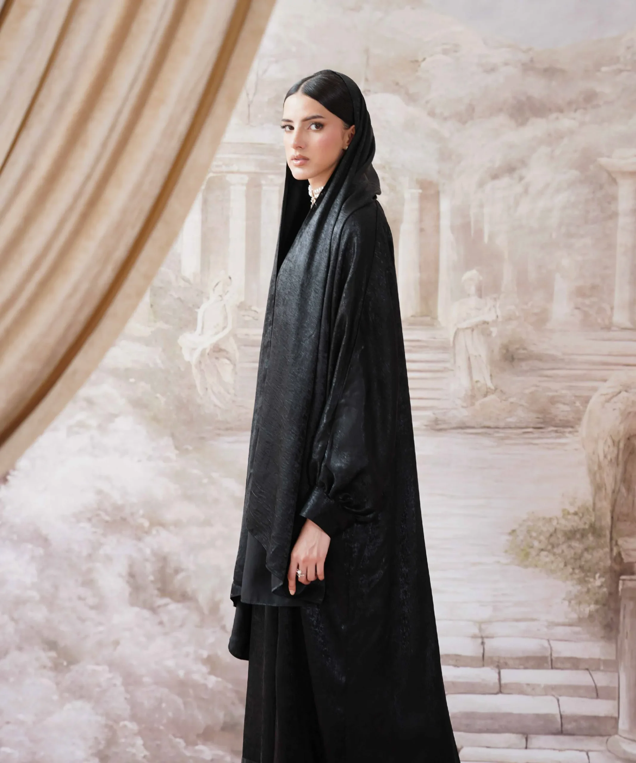 Ramla black abaya
